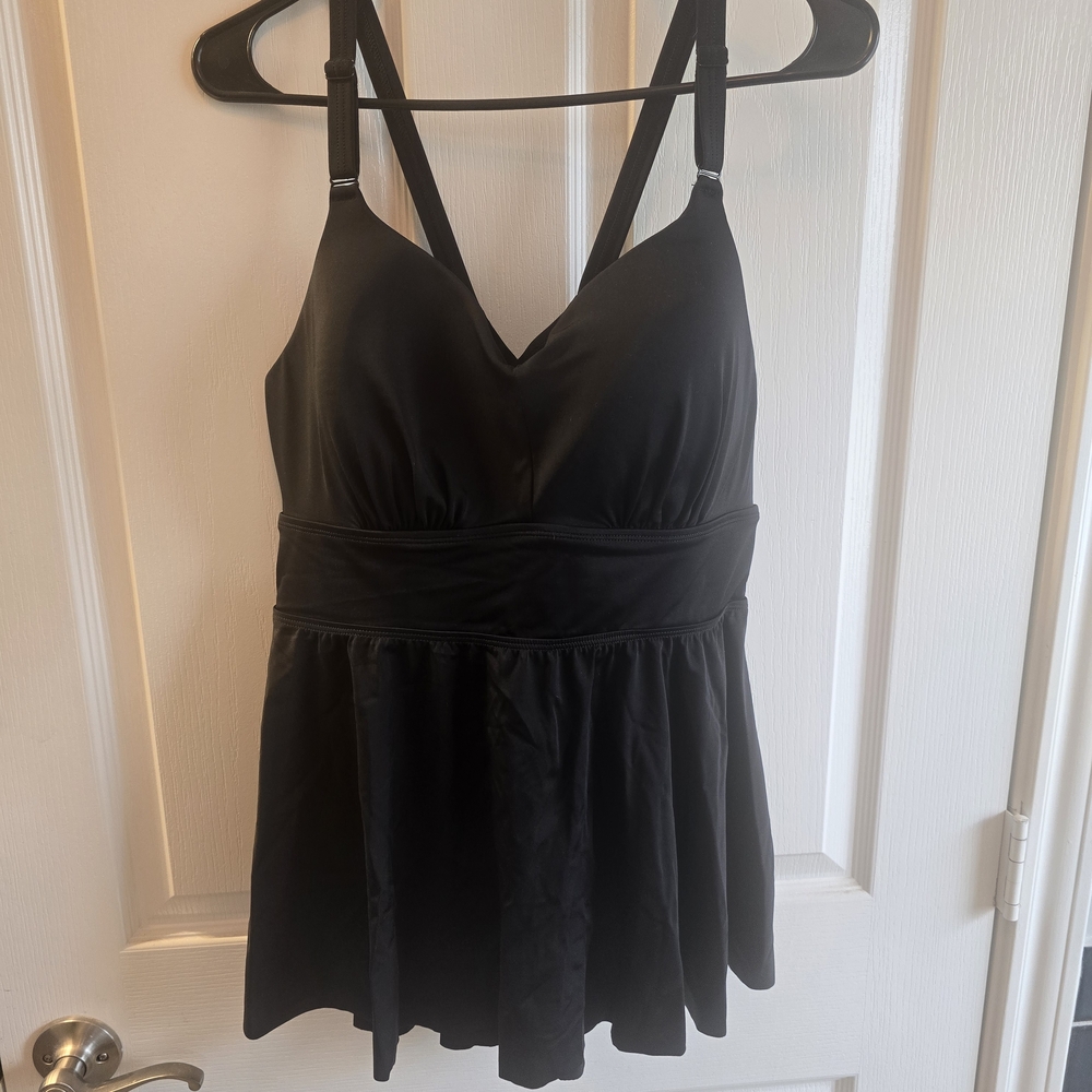 Torrid Black V-Neck Swim Top